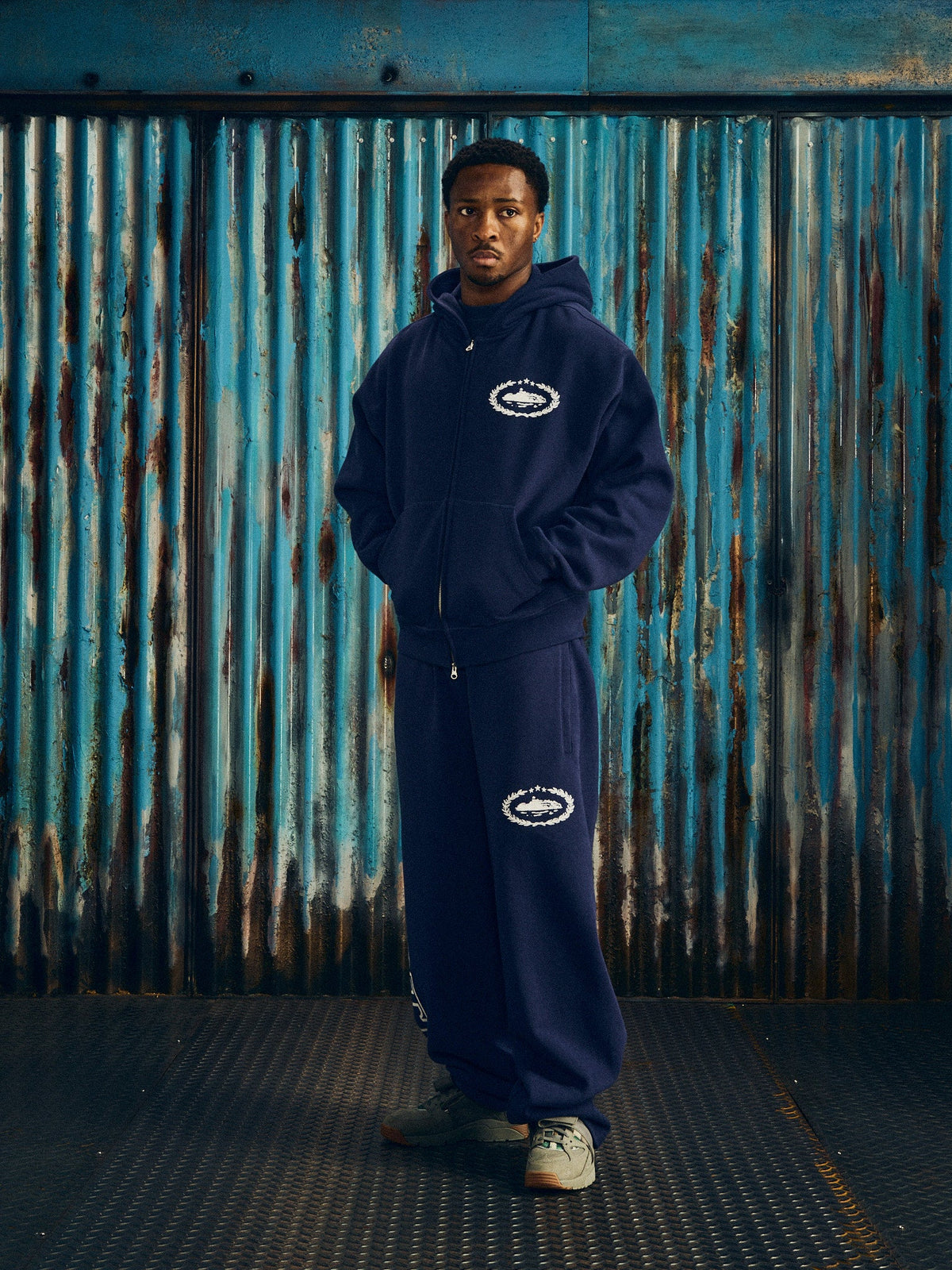 SUPERIOR ROYALE ZIP HOODIE [NAVY]