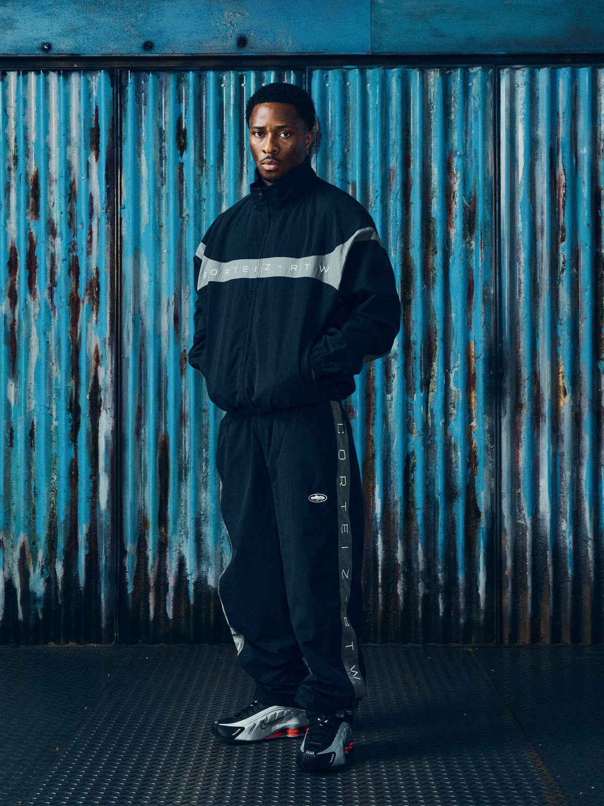 STRATA SHUKU JACKET [BLACK]